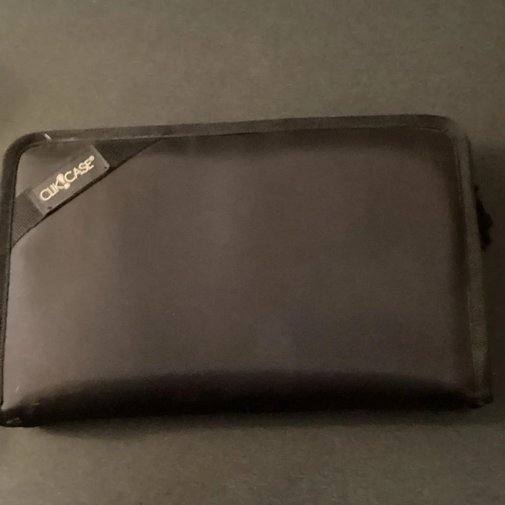 Clik Case Black disc padded bag for protection